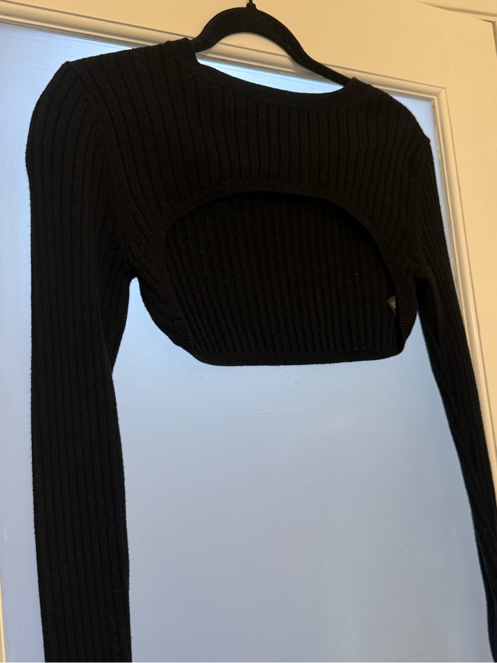 Wilfred Black Ribbed Off-the-Shoulder Cutout Cropped Sweater